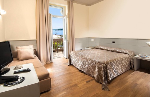 Toscolano Maderno Hotel | Hotel Milano