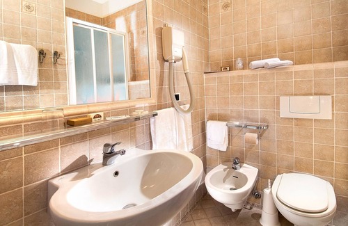Toscolano Maderno Hotel | Hotel Milano