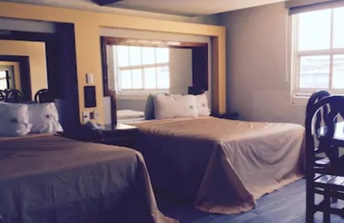 Cuauhtemoc Hotel | Hotel Mina