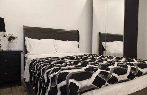 Gay Village Hotel | Hotel Mini