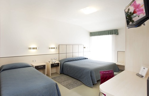 Torbole sul Garda Hotel | Hotel Miorelli