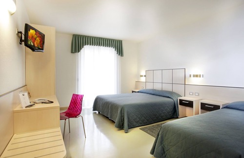 Torbole sul Garda Hotel | Hotel Miorelli