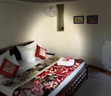 Amar Sagar Pol House | Hotel Mirage
