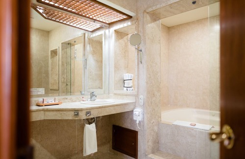Celaya Hotel | Hotel Misión Express Celaya