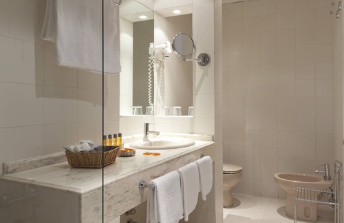 Sol Hotel | Hotel Moderno