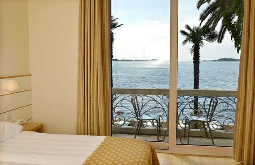 Gardone Riviera Hotel | Hotel Monte Baldo e Villa Acquarone