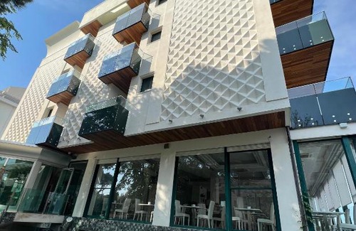Alba Hotel | Hotel Montecarlo - Vista Mare con Area Fitness