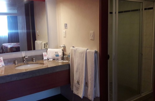 Parque San Andres Hotel | Hotel Montreal