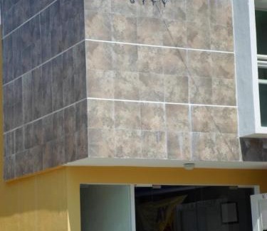 Colima Hotel | Hotel Montroi City