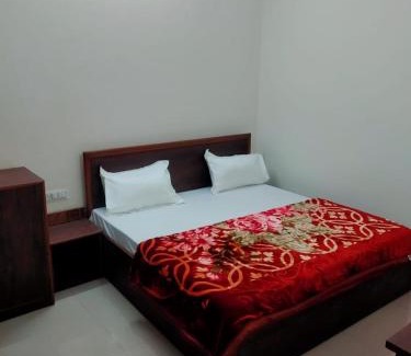 Haridwar Hotel | Hotel moon river
