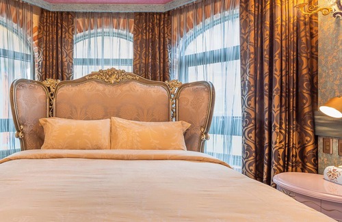 Xincheng Hotel | Hotel Moon