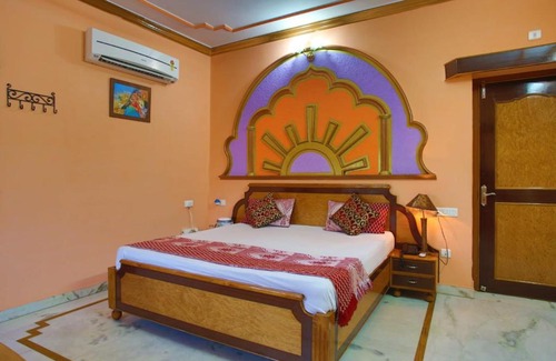 Jaisalmer Hotel | Hotel MOONLIGHT, RESORT & RESTAURANT in Jaisalmer