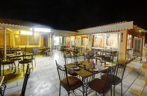 Jaisalmer Hotel | Hotel MOONLIGHT, RESORT & RESTAURANT in Jaisalmer