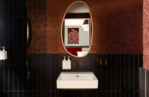 Haymarket Hotel | Hotel Morris Sydney - Handwritten Collection