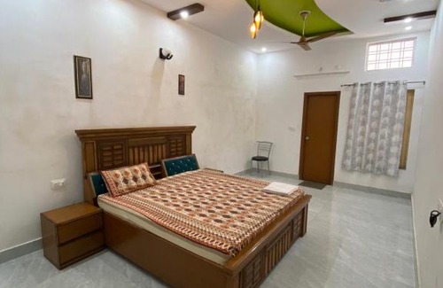 Tehri House | Hotel Mount View