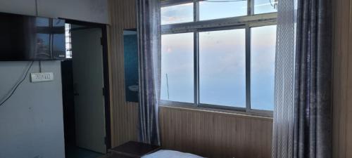 Darjeeling Hotel | Hotel Mountain Vista