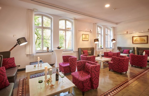 Kaiserswerth Hotel | Hotel MutterHaus Düsseldorf