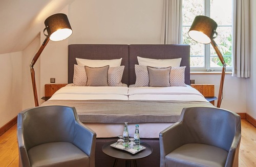 Kaiserswerth Hotel | Hotel MutterHaus Düsseldorf