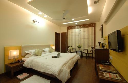 Malviya Nagar Hotel | HOTEL NANGIS PRIDE