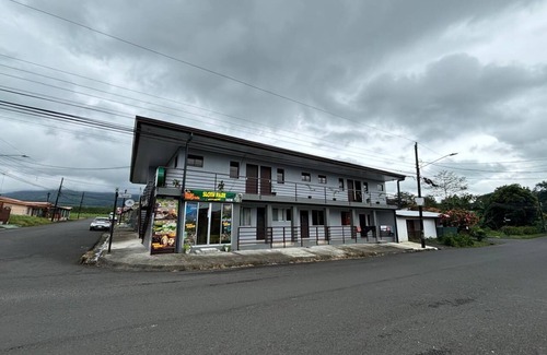 Barrio Pilo Apartment | Hotel Nativo Arenal