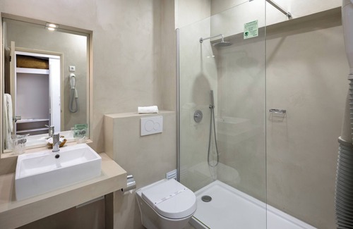 Vila Real Santo Antonio Hotel | Hotel Navegadores