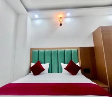 Taj Ganj Hotel | Hotel Near Taj mahal