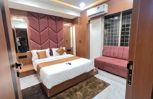 Navrangpura Hotel | HOTEL NEST ICON