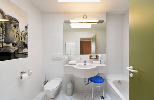 Loretto Hotel | Hotel Neutor Express