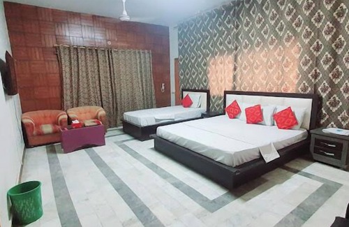 Gulshan-e-Iqbal House | HOTEL NEW VIEW GUEST HOUSE
