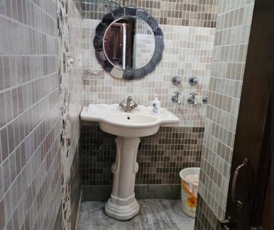 Daltenganj Hotel | Hotel nitin