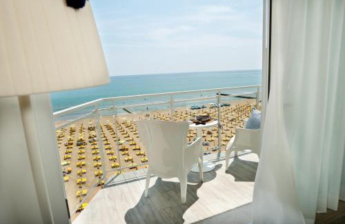 Jesolo Hotel | Hotel Nizza Frontemare Superior 3 Stelle
