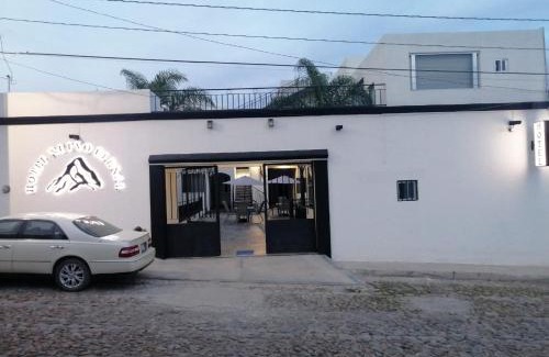 Bernal Hotel | Hotel Nuevo Bernal