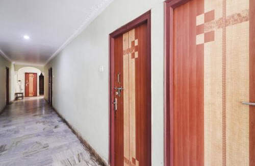 Nampally Hotel | Hotel O Aadaab