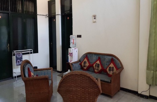 Surabaya Hotel | Hotel O Asti Residence 1