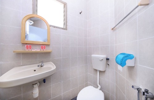 Batu Ferringhi Hotel | Hotel O Batu Ferringhi Beach formerly ESQ Ferringhi