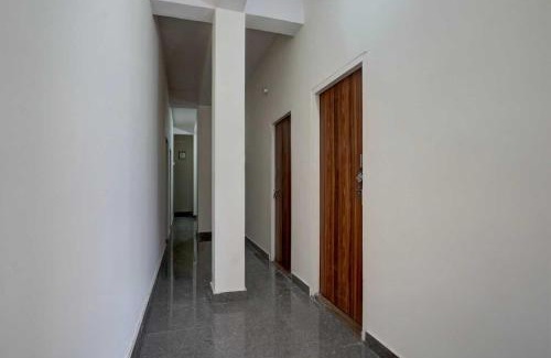 Delhi Hotel | Hotel O Bollywood
