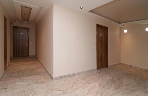 Mahipalpur Hotel | Hotel O Brent wood