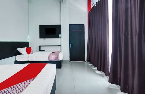 Bukittinggi Hotel | Hotel O Bukittinggi near Jam Gadang