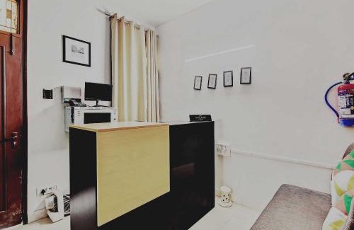 New Delhi Hotel | Hotel O Comfortable stay