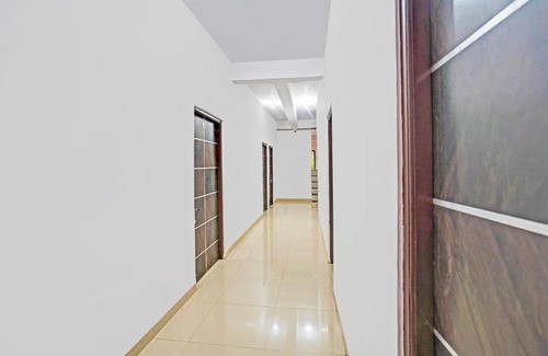 Indore Hotel | Hotel O Eternity Shivay