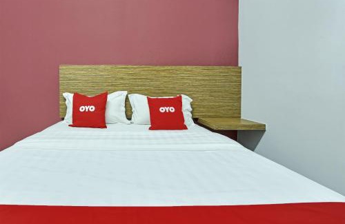 Taman Johor Jaya Hotel | Hotel O Ezzyhome Johor Jaya