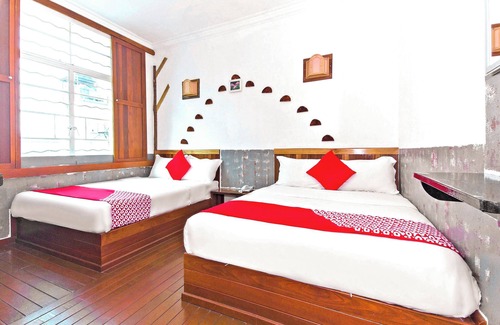 Kampung Air Hotel | Hotel O Five 2