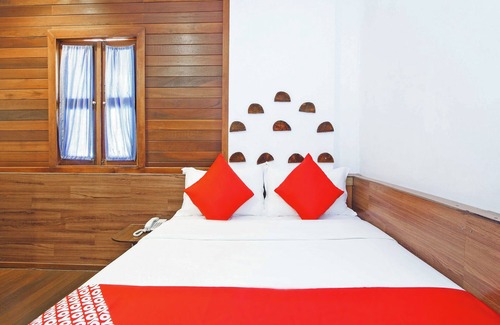 Kampung Air Hotel | Hotel O Five 2