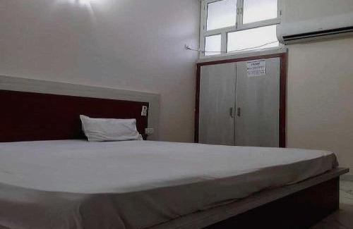 Aligarh Hotel | Hotel O G Hotel Happy Home