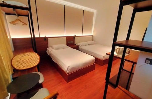 Historic George Town Hotel | Hotel O GHC Near Penang Street Art Formerly Queen City Hotel