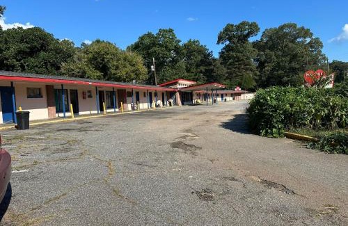 Dadeville Hotel | Hotel O Heart of Dixie Dadeville AL HWY 280