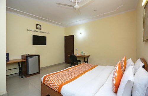 Kalkaji Hotel | Hotel O Kalkaji Residency Bnb Near Lotus Temple