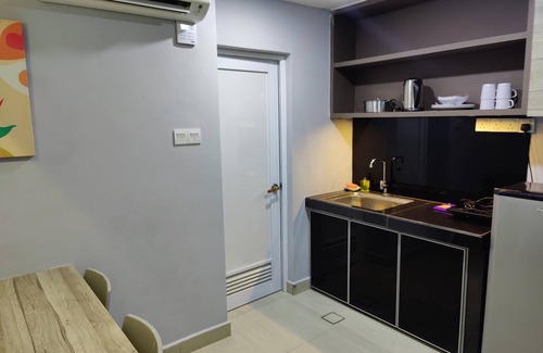Taman Selesa Jaya Hotel | Hotel O Link Suite