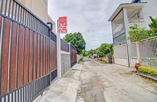 Mataram Hotel | Hotel O Madania Guesthouse Syariah