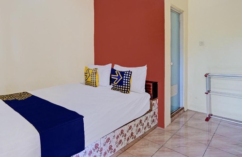 Sumenep Hotel | Hotel O Penginapan Kangean SyariahNearTaman Merdeka Kalianget